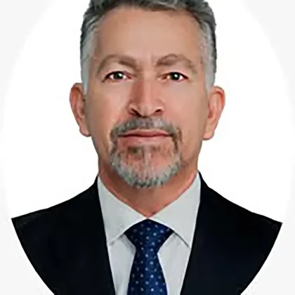 Dr. Tomás Ibarra Hurtado