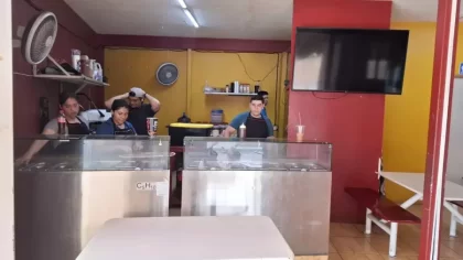 RIKA'S Pizza