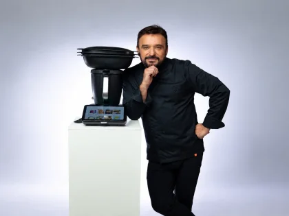 ADAN CANALES