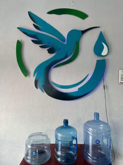 Agua Colibri