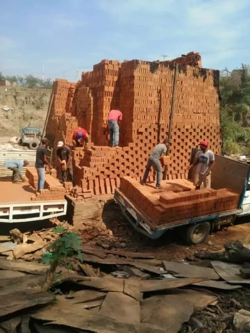Bloquera y Ladrilleria el Rey los Colomos