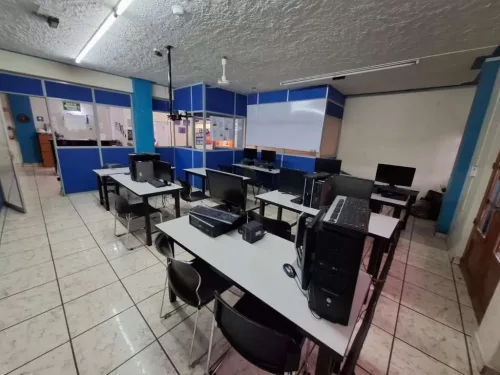 Ceti - Centro de Estudios Tecnologicos en Informatica E Idiomas