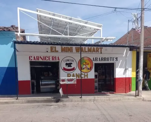El Mini Walmart Ranch