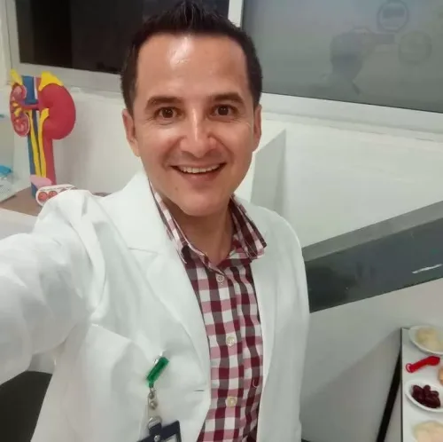 Enrique Ramirez Lira