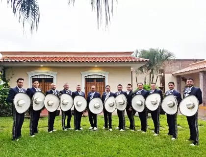 Mariachi Rosales Oficial de Cesar