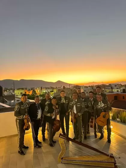 Mariachi Rosales Oficial de Cesar