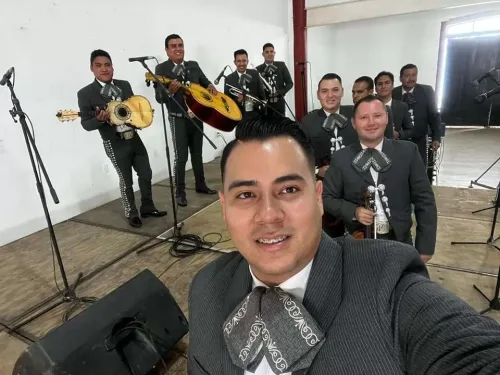 Mariachi Rosales de Oscar Rosales (V)